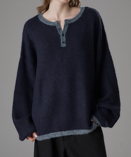 ONCILY(オンシェリー)の「COLOR ACCENT HENRY NECK KNIT / 配色ヘンリーネックニット(ニット/セーター・メンズ・ネイビー/グレー/アイボリー・SMALL/MEDIUM/LARGE)」の20枚目の写真