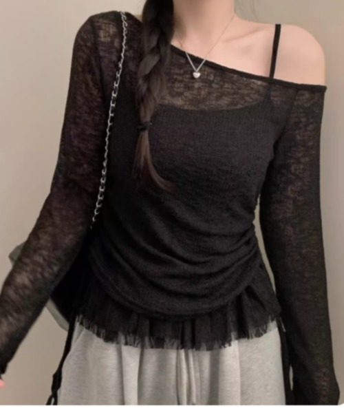 Ada.（エイダ）の「裾レース サイドギャザー シアー トップス（Tシャツ/カットソー・レディース・グレー/ブラック/アイボリー・FREE）」の3枚目の写真