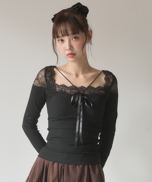 Nadana（ナダナ）の「カップ付きレース切替クロスストラップトップス（Tシャツ/カットソー・レディース・ブラック/アイボリー・FREE）」の2枚目の写真