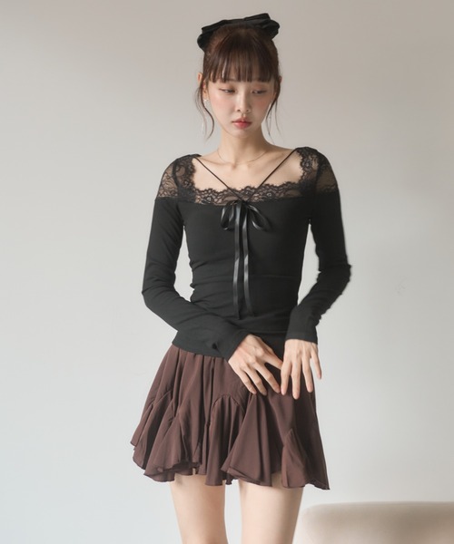 Nadana（ナダナ）の「カップ付きレース切替クロスストラップトップス（Tシャツ/カットソー・レディース・ブラック/アイボリー・FREE）」の8枚目の写真