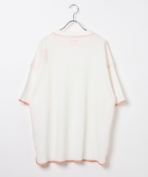UNIVERSAL OVERALL(ユニバーサルオーバーオール)の「UNIVERSAL OVERAL/サーマルパックTシャツ/一部店舗限定/634913(Tシャツ/カットソー・メンズ・ホワイト/ブラック・LARGE/MEDIUM)」の8枚目の写真