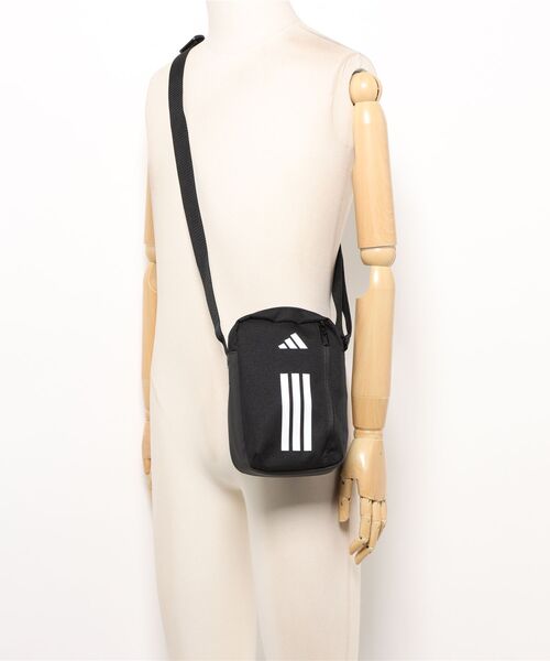 adidas（アディダス）の「《adidas》PWオーガナイザー（ショルダーバッグ・メンズ・ブラック×ホワイト/グレー系その他・フリー）」の6枚目の写真