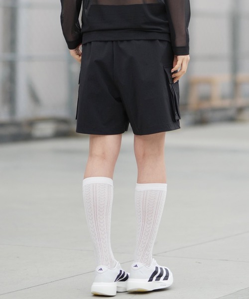 adidas（アディダス）の「adidas/アディダス W STADIUM C ウーブンカーゴＨＰ DK863（その他パンツ・レディース・ブラック/ベージュ・L/M）」の14枚目の写真