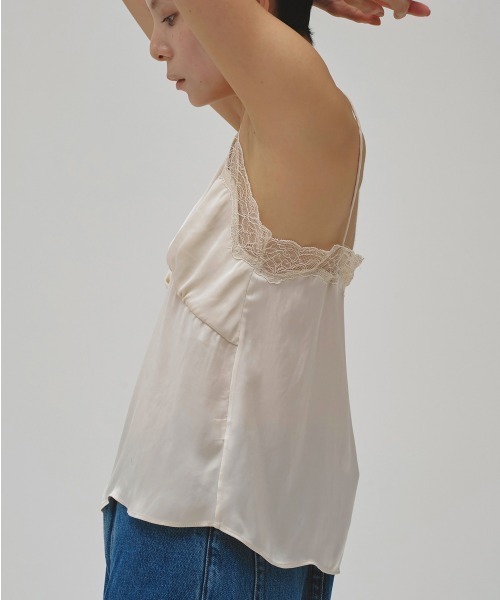 TODAYFUL(トゥデイフル)の「Satin Lace Camisole(キャミソール・レディース・ブラック/アイボリー/ミント・FREE)」の7枚目の写真