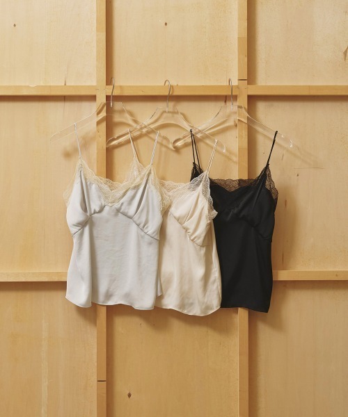 TODAYFUL(トゥデイフル)の「Satin Lace Camisole(キャミソール・レディース・ブラック/アイボリー/ミント・FREE)」の20枚目の写真