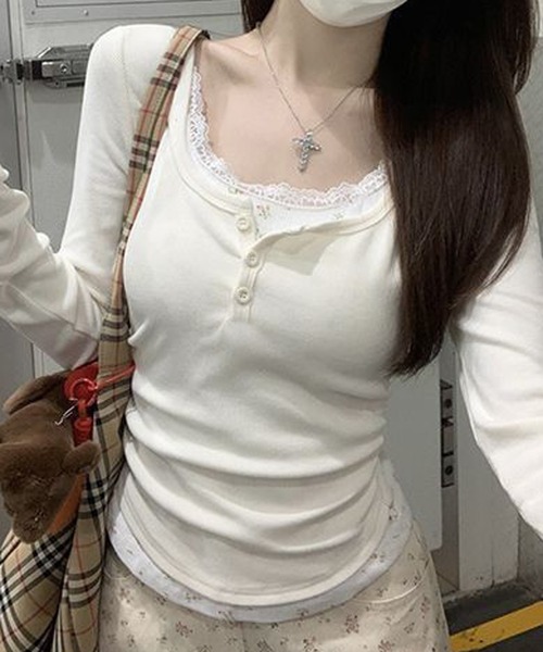 Nia(ニア)の「Nia(ニア)/レイヤード風レース長袖カットソー(Tシャツ/カットソー・レディース・ホワイト/ピンク・SMALL/MEDIUM)」の6枚目の写真