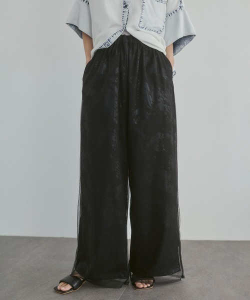 hunch（ハンチ）の「箔プリント チュールレイヤードパンツ（その他パンツ・レディース・ブルー系その他/ピンク系その他/ブラック系その他・FREE）」の2枚目の写真