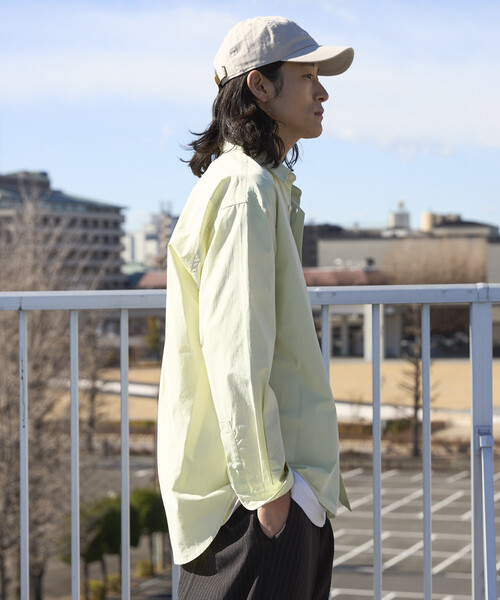 Firsthand(ファーストハンド)の「Firsthand/ファーストハンド ニュアンスカラー オーバーサイズ レギュラーカラーシャツ ロングスリーブ(シャツ/ブラウス・メンズ・グリーン/ピンク/サックスブルー/ベージュ/ラベンダー/レモンイエロー・LARGE/MEDIUM)」の8枚目の写真