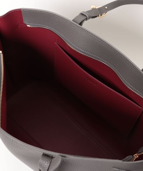FURLA(フルラ)の「フルラ アヴァ (Furla Ava) トートバッグ L(トートバッグ・レディース・ブラック・ONE SIZE)」の8枚目の写真