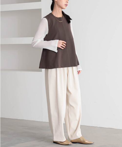 for/c(フォーシー)の「ペプラムジレ【サスティナブル】(ベスト・レディース・ブラウン/ブラック・L/M/S)」の8枚目の写真