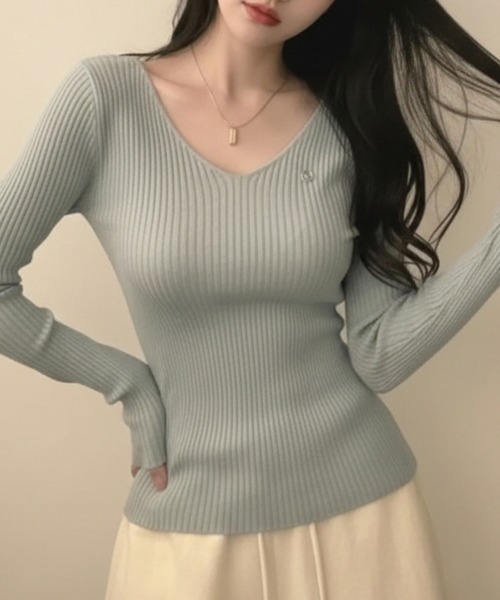 Emilie（エミリー）の「前後Vネック リブニットトップス（Tシャツ/カットソー・レディース・ベージュ/クリーム/ピンク/ブラック/ライトブルー・FREE）」の4枚目の写真