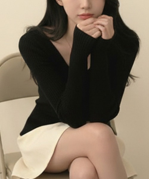 Emilie（エミリー）の「前後Vネック リブニットトップス（Tシャツ/カットソー・レディース・ベージュ/クリーム/ピンク/ブラック/ライトブルー・FREE）」の6枚目の写真