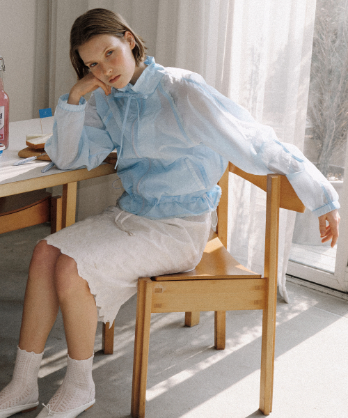 LUCIR ZU(ルシールズ)の「Sheer Lace Tape Jumper (soft aqua)(ナイロンジャケット・レディース・その他・FREE)」の2枚目の写真