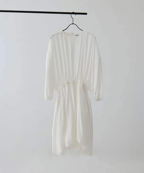08sircus（ゼロエイトサーカス）の「[08sircus/ゼロハチサーカス]Modal silk gather mini dress（ワンピース・レディース・ブラック/オフホワイト・1）」の5枚目の写真