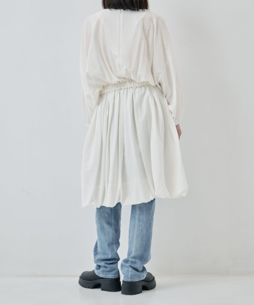 08sircus（ゼロエイトサーカス）の「[08sircus/ゼロハチサーカス]Modal silk gather mini dress（ワンピース・レディース・ブラック/オフホワイト・1）」の6枚目の写真