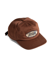 WILD BRICKS（ワイルドブリックス）の「W25 RECORD SHOP CAP (brown)（キャップ）」