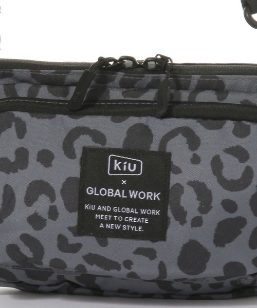 GLOBAL WORK(グローバルワーク)の「KIU別注コンパクトバッグK156/661534(ショルダーバッグ・レディース・ベージュ系その他3/チャコールグレー/グレー/ブラック・FREE)」の15枚目の写真