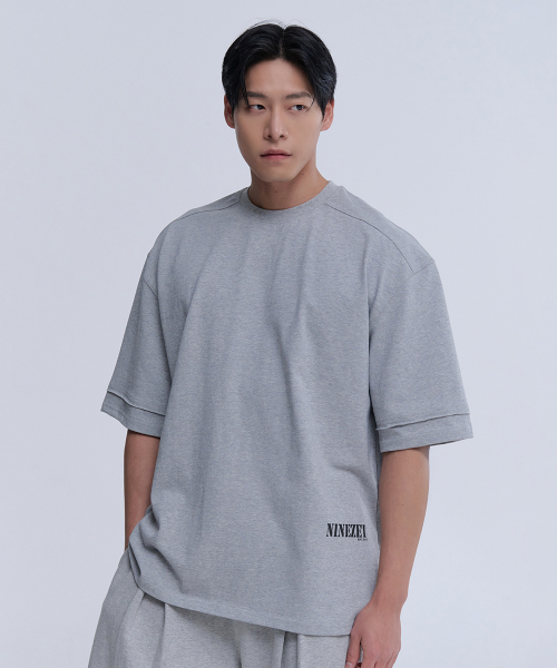NINEZ(ナインゼット)の「コットンカットオフディテールオーバーサイズTシャツ (2色)(Tシャツ/カットソー・メンズ・ライトグレー/ブラック・MEDIUM/LARGE/X-LARGE/2XL)」の4枚目の写真