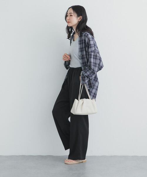 URBAN RESEARCH DOORS(アーバンリサーチドアーズ)の「トロミタックギャザーパンツ(その他パンツ・レディース・ベージュ/ブラック・FREE)」の9枚目の写真