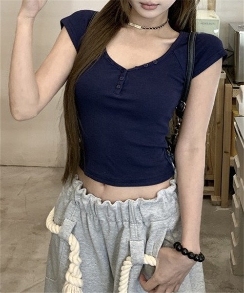FREE STYLISTS(フリー スタイリスト)の「襟ボタン半袖Tシャツ(Tシャツ/カットソー・レディース・イエロー/ダークブルー/ピンク/ホワイト・L/M/S/XL)」の22枚目の写真