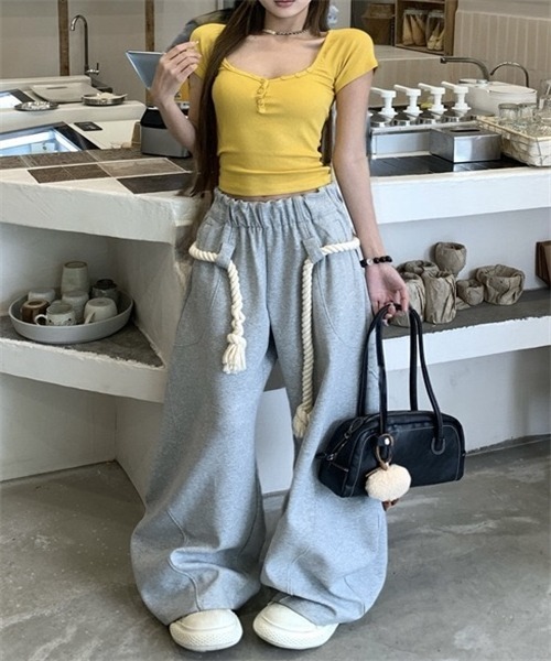 FREE STYLISTS(フリー スタイリスト)の「襟ボタン半袖Tシャツ(Tシャツ/カットソー・レディース・イエロー/ダークブルー/ピンク/ホワイト・L/M/S/XL)」の7枚目の写真