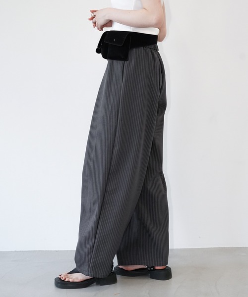 chuclla(チュクラ)の「ラップレイヤード ピンストライプワイドパンツ chw26s271(その他パンツ・レディース・ブラック・M/L/S)」の4枚目の写真