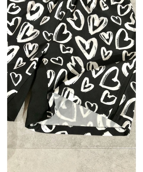 MMMM(エムエムエムエム)の「MMMM/ AIRLEAKFABRIC/総柄ショートパンツ(その他パンツ・メンズ・ブラック系その他/ブラック・LARGE/X-LARGE/MEDIUM)」の4枚目の写真
