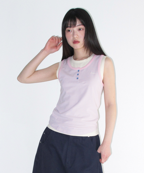 AMESWORLDWIDE(アメスワールドワイド)の「LAYERED BUTTON SLEEVELESS PINK(Tシャツ/カットソー・レディース・その他・FREE)」の4枚目の写真