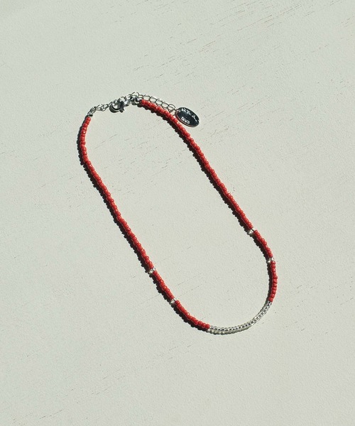 ROSE BUD（ローズバッド）の「COLOR BEADS NECKLACE（ネックレス・レディース・ブラック/グリーン/レッド・ONE SIZE）」の3枚目の写真