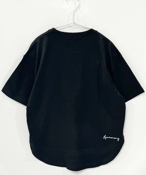 THE CASUAL(カジュアル)の「グラフィックプリント オーバーサイズ Tシャツ(Tシャツ/カットソー・キッズ・チャコール/ブラック系その他/ホワイト系その他/杢グレー/ブラック/オフホワイト・150cm/140cm/130cm/120cm/110cm/160cm)」の12枚目の写真