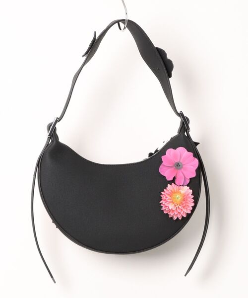 Desigual（デシグアル）の「【Desigual x Tyler McGillivary】 3Dフラワーコラボフェイクレザーショルダーバッグ（ショルダーバッグ・レディース・ブラック・FREE）」の4枚目の写真