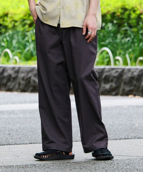 GLOSTER(グロスター)の「【人気シリーズ/UNISEX/5色展開】TROPICAL GOODNESS イージーパンツ(その他パンツ・メンズ・チャコールグレー/ブラック系その他/キナリ/イエロー/インディゴブルー・M/L/S)」の4枚目の写真