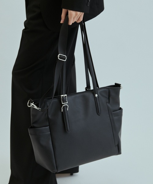 cii（シー）の「【UNISEX】2WAY Serious tote bag / シリアストートバッグ（トートバッグ・メンズ・ブラック/ブラウン・FREE）」の5枚目の写真