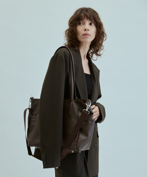 cii（シー）の「【UNISEX】2WAY Serious tote bag / シリアストートバッグ（トートバッグ・メンズ・ブラック/ブラウン・FREE）」の13枚目の写真