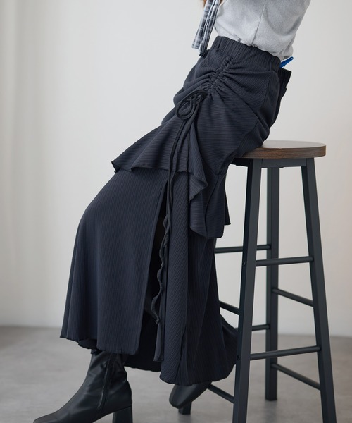 DAYRA(デイラ)の「サイドギャザー アシンメトリー フリル リブ ロングスカート(スカート・レディース・チャコールグレー/ブラック/グリーン・FREE)」の18枚目の写真
