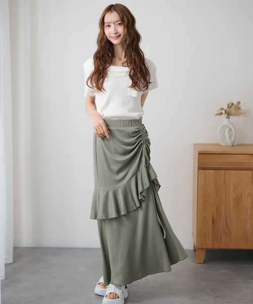 DAYRA(デイラ)の「サイドギャザー アシンメトリー フリル リブ ロングスカート(スカート・レディース・チャコールグレー/ブラック/グリーン・FREE)」の13枚目の写真