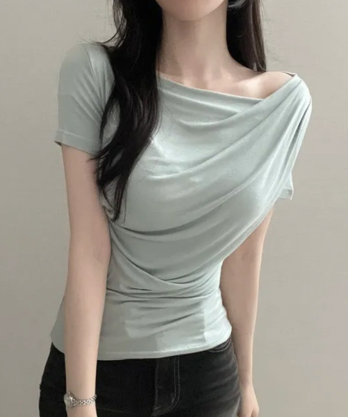 VIVID LADY(ビビッドレディー)の「アシンメトリードレープネック 半袖トップス(Tシャツ/カットソー・レディース・ベージュ/ミント/ブラック/ホワイト・FREE)」の12枚目の写真