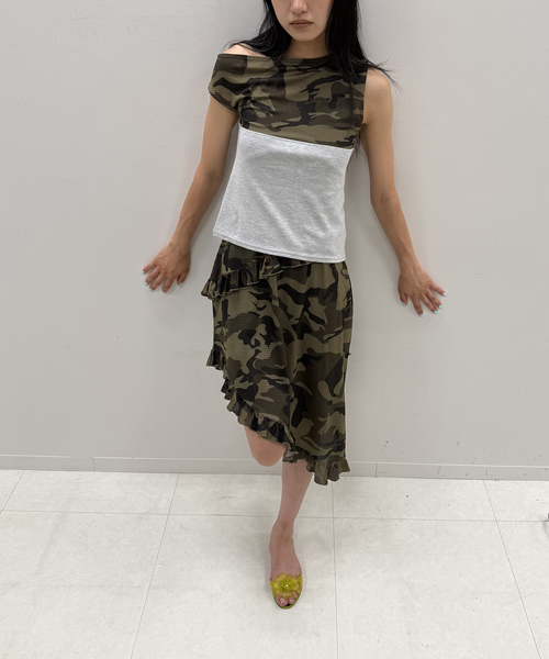 Oriens JOURNAL STANDARD(オリエンス ジャーナルスタンダード)の「カモフラージュメッシュパネルTEE(Tシャツ/カットソー・レディース・グリーン/グレー・FREE)」の6枚目の写真
