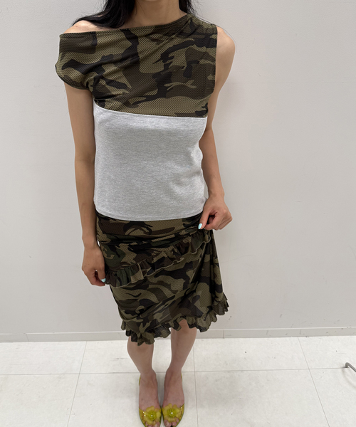 Oriens JOURNAL STANDARD(オリエンス ジャーナルスタンダード)の「カモフラージュメッシュパネルTEE(Tシャツ/カットソー・レディース・グリーン/グレー・FREE)」の9枚目の写真