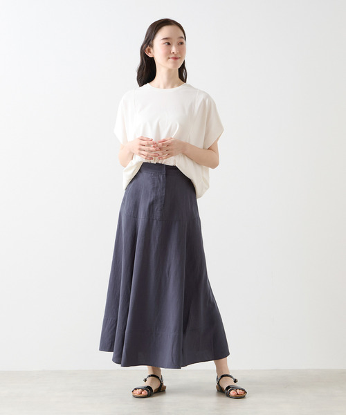 LOGEMENT DE CLAIRE(ロジュモンドクレール)の「タックショルダーラウンドヘムプルオーバー(Tシャツ/カットソー・レディース・ブラック/オフホワイト/チャコールグレー/カーキ・FREE)」の14枚目の写真