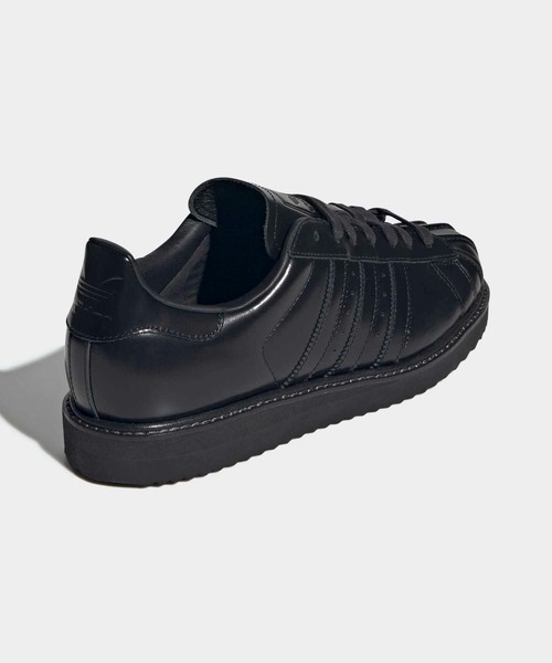 adidas(アディダス)の「スーパースター ラックス / SUPERSTAR LUX / アディダスオリジナルス adidas Originals(スニーカー・メンズ・ブラック・29.0cm/28.5cm/28.0cm/27.5cm/27.0cm/26.5cm/26.0cm/25.5cm/25.0cm/24.5cm/24.0cm/23.5cm/23.0cm/22.5cm)」の5枚目の写真