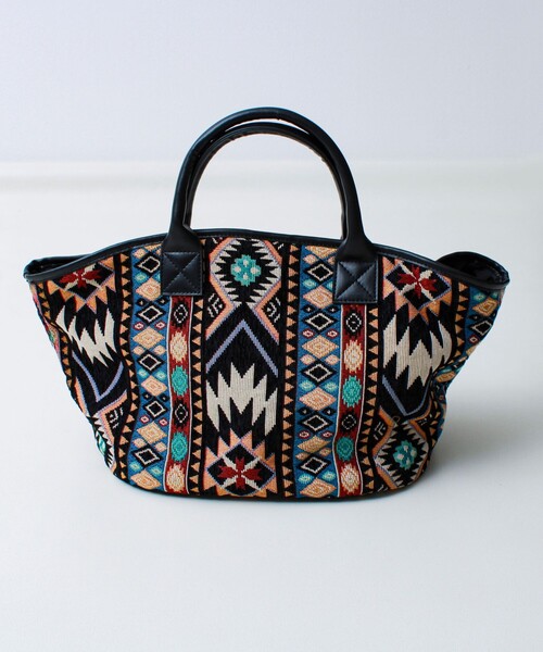 OUTDOOR PRODUCTS(アウトドアプロダクツ)の「【WEB限定】【OUTDOOR PRODUCTS】ジャガードマルシェバッグ(トートバッグ・メンズ・ブラック/ネイビー・FREE)」の6枚目の写真