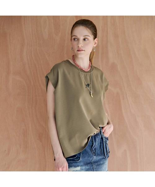 MAXZA(マージャコレクション)の「ミニハートプリントルーズフィットキャップスリーブTシャツ(Tシャツ/カットソー・レディース・ホワイト/カーキ・FREE)」の2枚目の写真