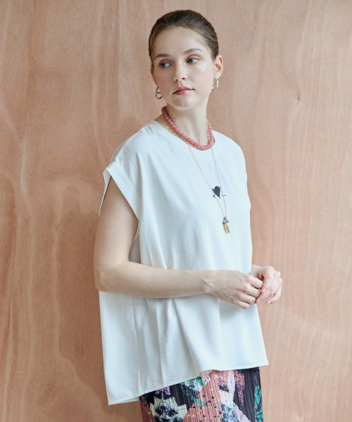 MAXZA(マージャコレクション)の「ミニハートプリントルーズフィットキャップスリーブTシャツ(Tシャツ/カットソー・レディース・ホワイト/カーキ・FREE)」の3枚目の写真