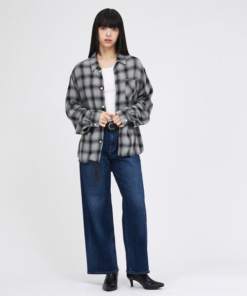 REMI RELIEF(レミレリーフ)の「【REMI RELIEF / レミレリーフ】レーヨンオンブレーチェックシャツ(シャツ/ブラウス・レディース・グレー/ブラック・フリー)」の7枚目の写真