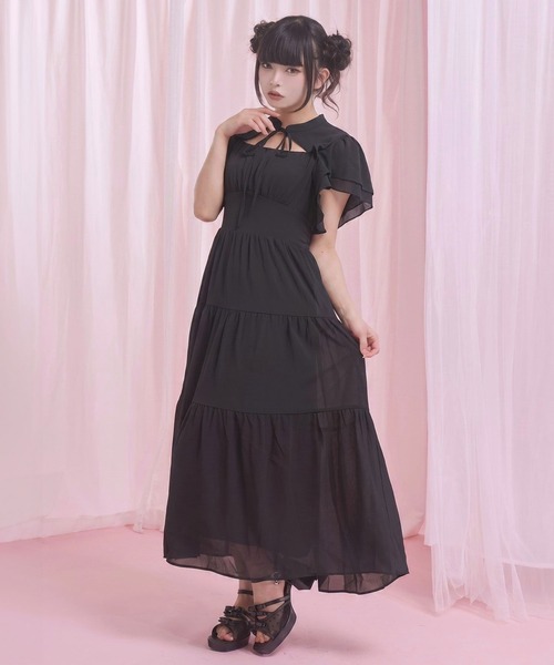 DearMyLoveRose（ディアマイラブローズ）の「デコルテオープンティアードロングワンピース【大きいサイズあり】（シャツワンピース・レディース・ホワイト/ブラック/ラベンダー・M-L/L～LL/LL～3L）」の4枚目の写真