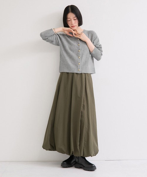le cercle ADAM ET ROPE'(ルセルクルアダムエロペ)の「ゴールドボタンショートカーディガン(カーディガン/ボレロ・レディース・ブラック/ホワイト/サックスブルー/グレー・FREE)」の13枚目の写真