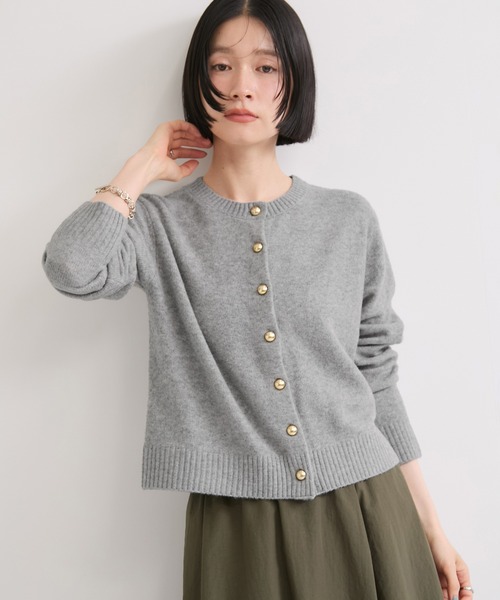 le cercle ADAM ET ROPE'(ルセルクルアダムエロペ)の「ゴールドボタンショートカーディガン(カーディガン/ボレロ・レディース・ブラック/ホワイト/サックスブルー/グレー・FREE)」の14枚目の写真