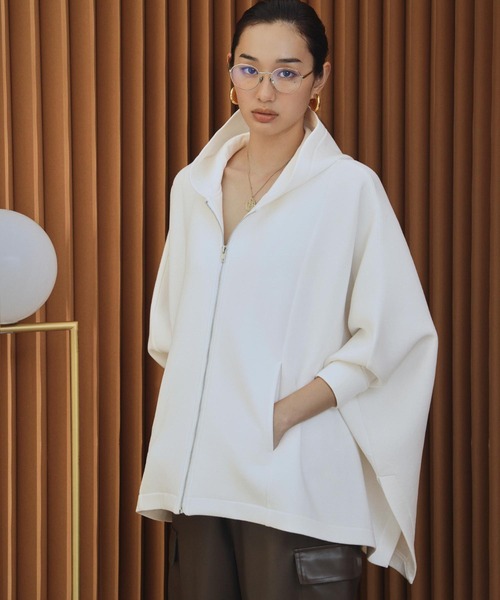 ELFRANK(エルフランク)の「【2026AW】【M~Lサイズ展開】オーバーサイズジップアップポンチョパーカー《着用動画あり》(パーカー・レディース・オフホワイト/ブラック・L/M)」の13枚目の写真