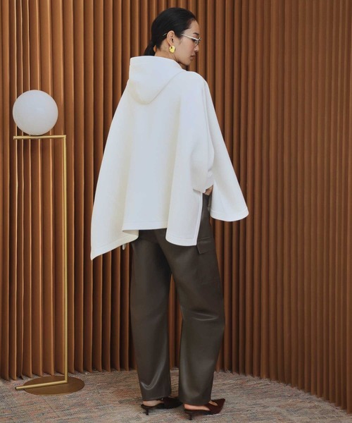 ELFRANK(エルフランク)の「【2026AW】【M~Lサイズ展開】オーバーサイズジップアップポンチョパーカー《着用動画あり》(パーカー・レディース・オフホワイト/ブラック・L/M)」の17枚目の写真